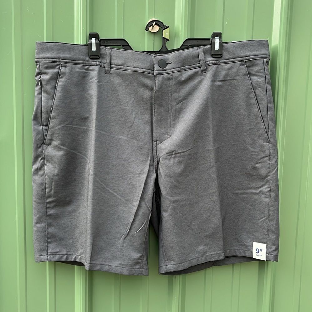 Men's Commuter Shorts 9" inseam Size 42
